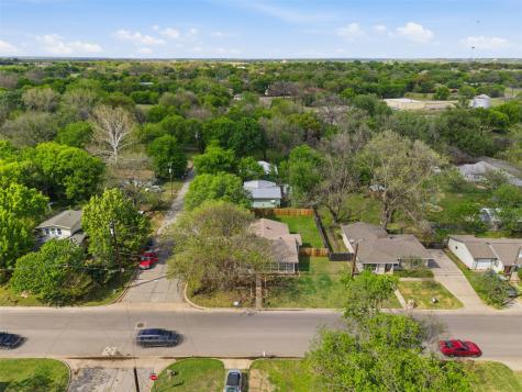 320 W Rucker Street Granbury TX 76048