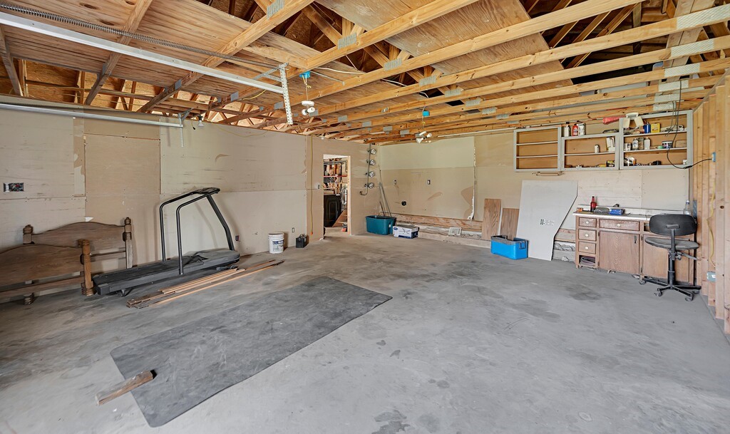 105 County Road 3590 China Spring TX 76633