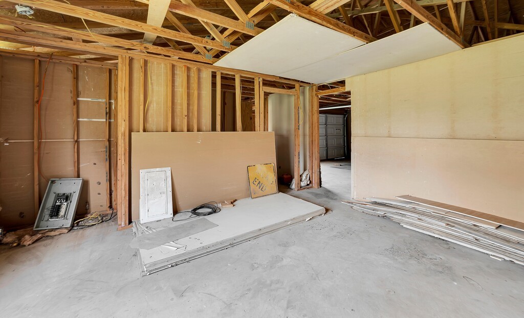 105 County Road 3590 China Spring TX 76633