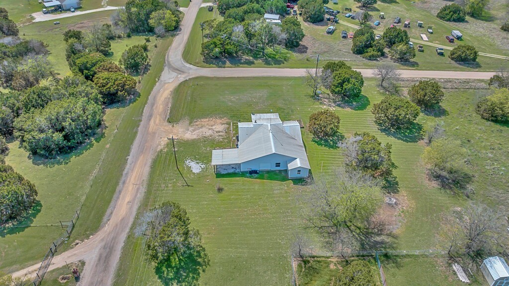 105 County Road 3590 China Spring TX 76633
