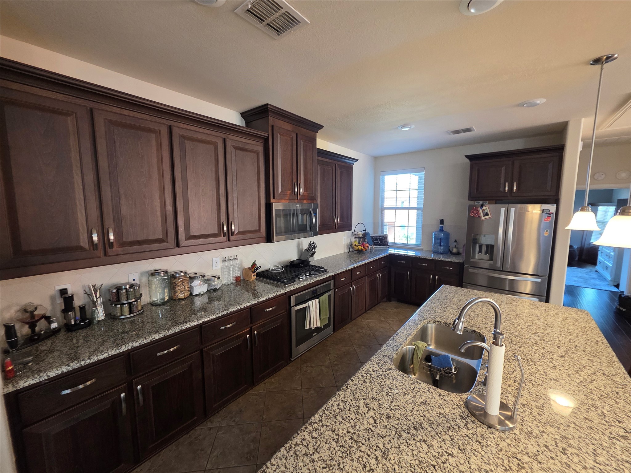7305 Venice Drive Grand Prairie TX 75054