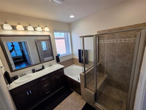 7305 Venice Drive Grand Prairie TX 75054