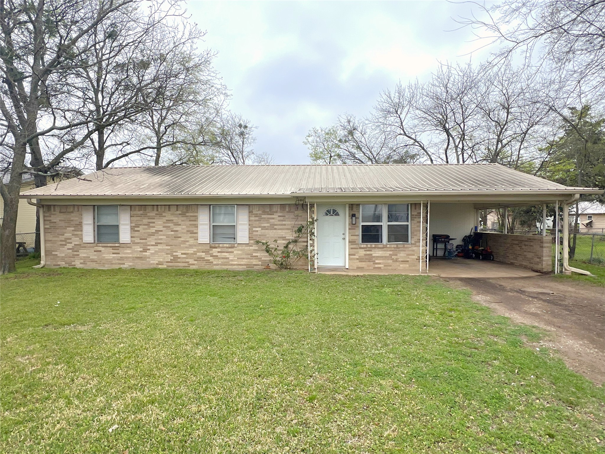 302 Sayle Street Cumby TX 75433