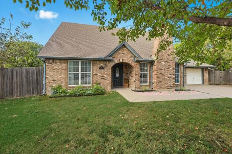 800 Colony Court Blue Mound TX 76131