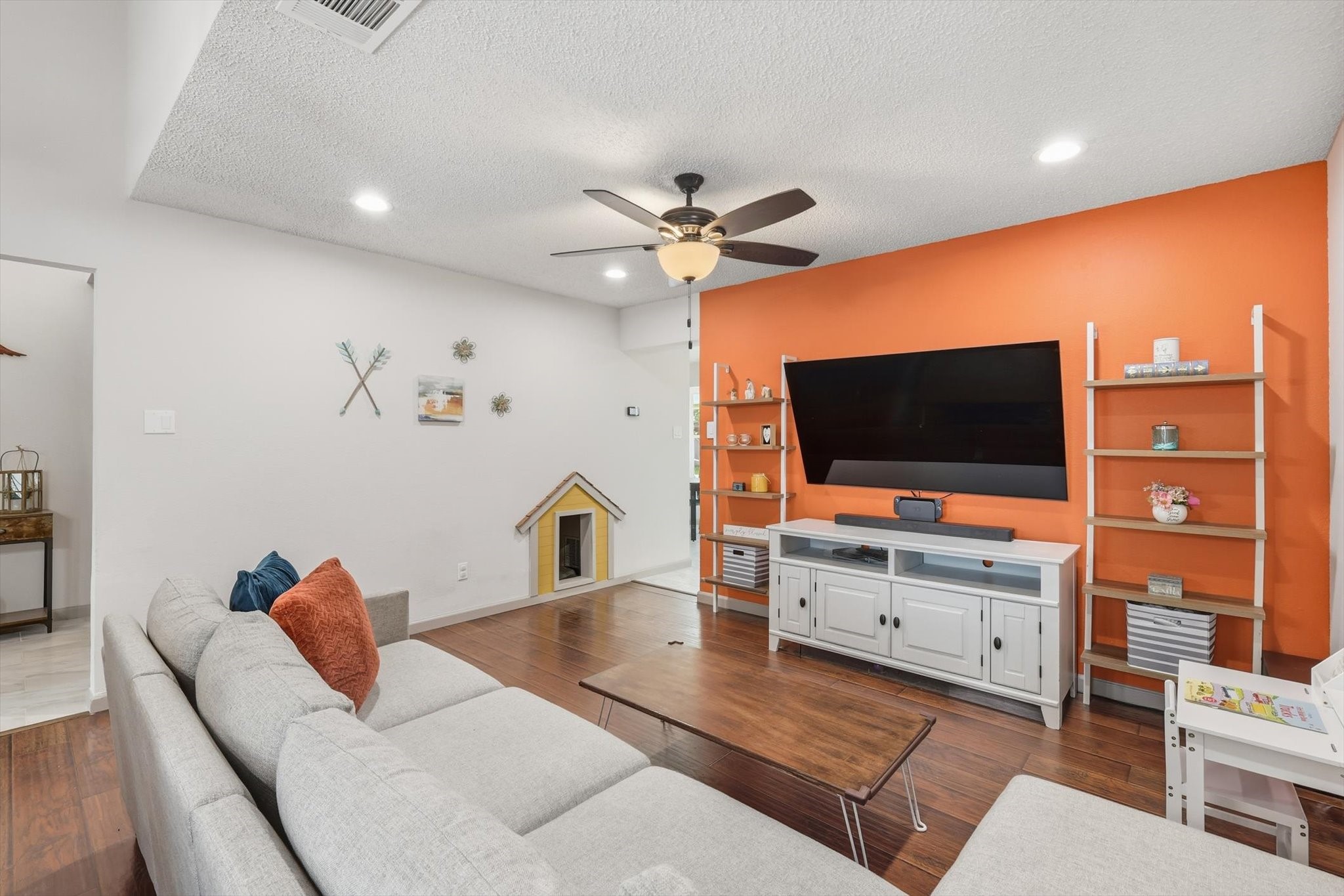 800 Colony Court Blue Mound TX 76131