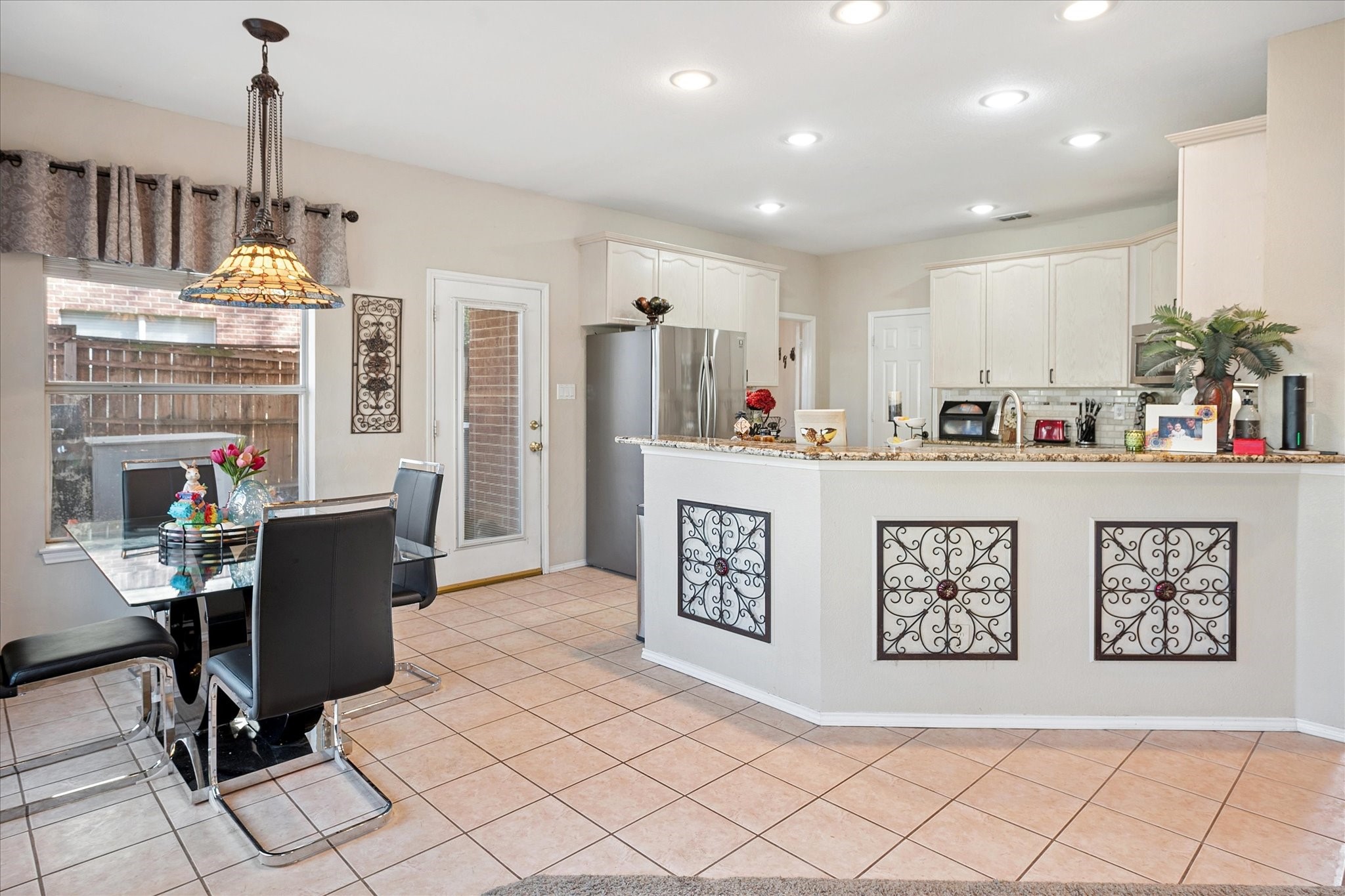 6016 Red Fern Drive Arlington TX 76001