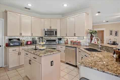 6016 Red Fern Drive Arlington TX 76001