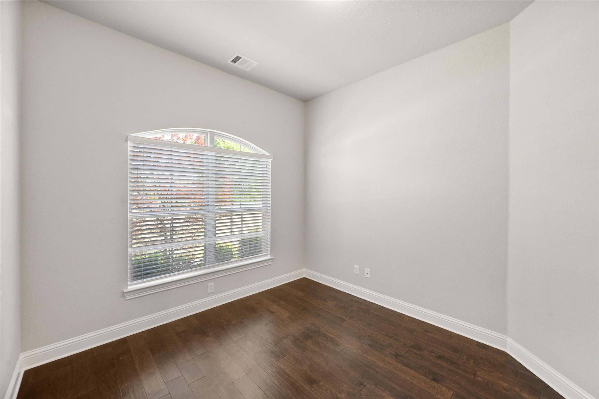 312 Equestrian Drive Waxahachie TX 75165
