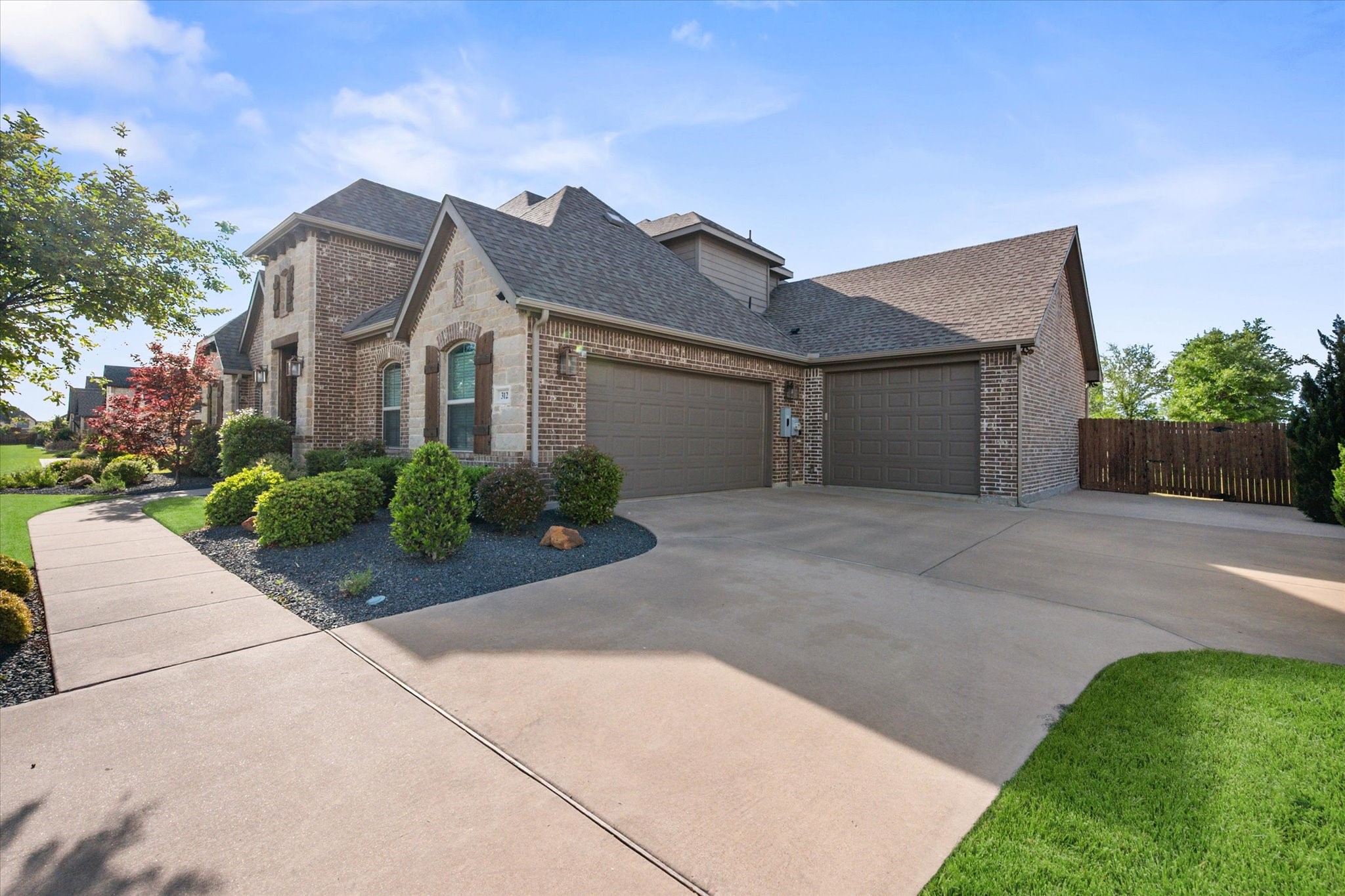 312 Equestrian Drive Waxahachie TX 75165