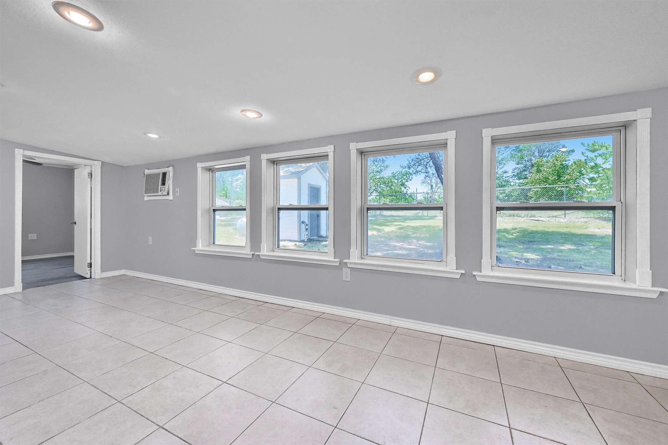 627 Coe Road Denison TX 75021