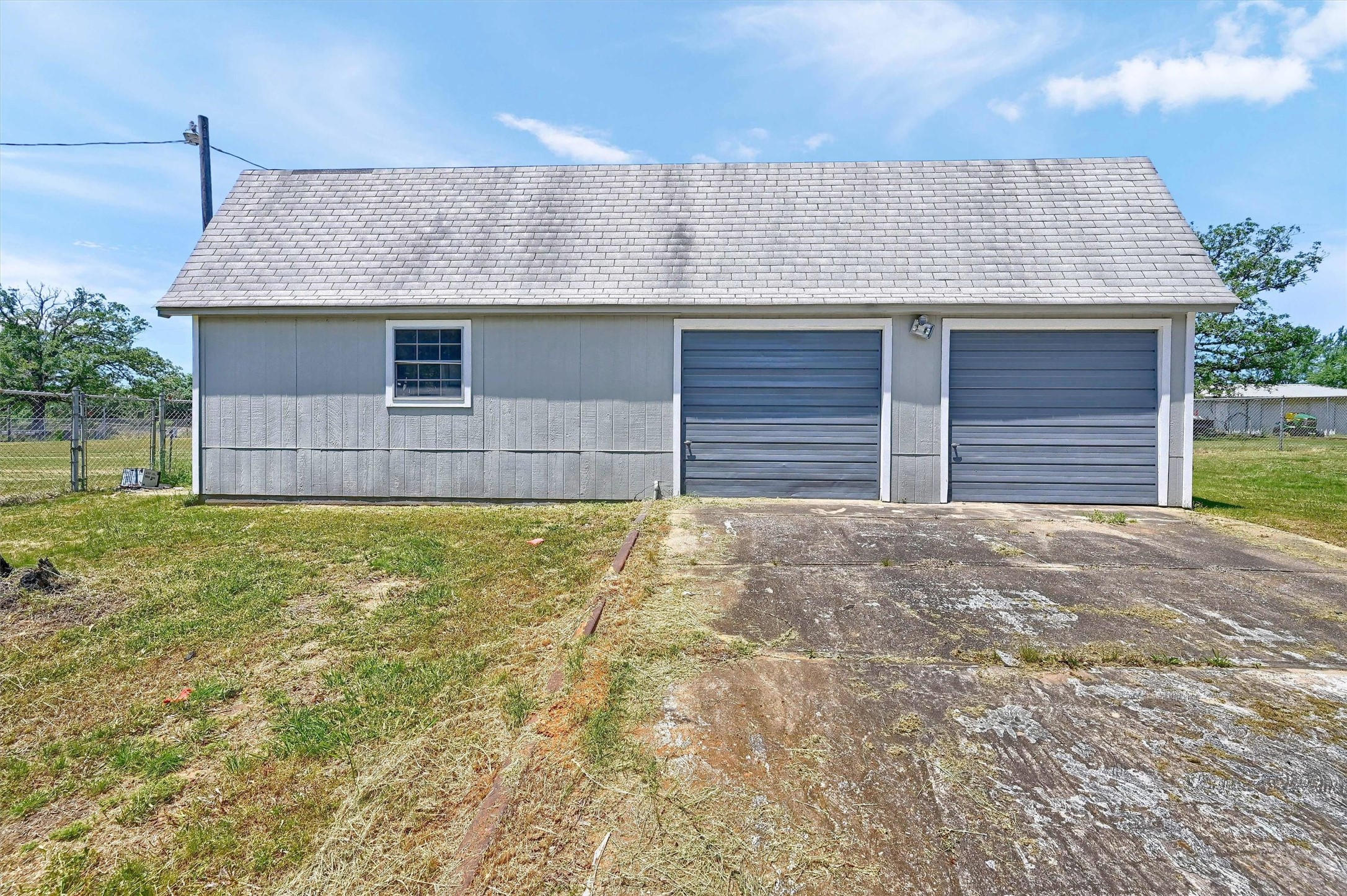 627 Coe Road Denison TX 75021