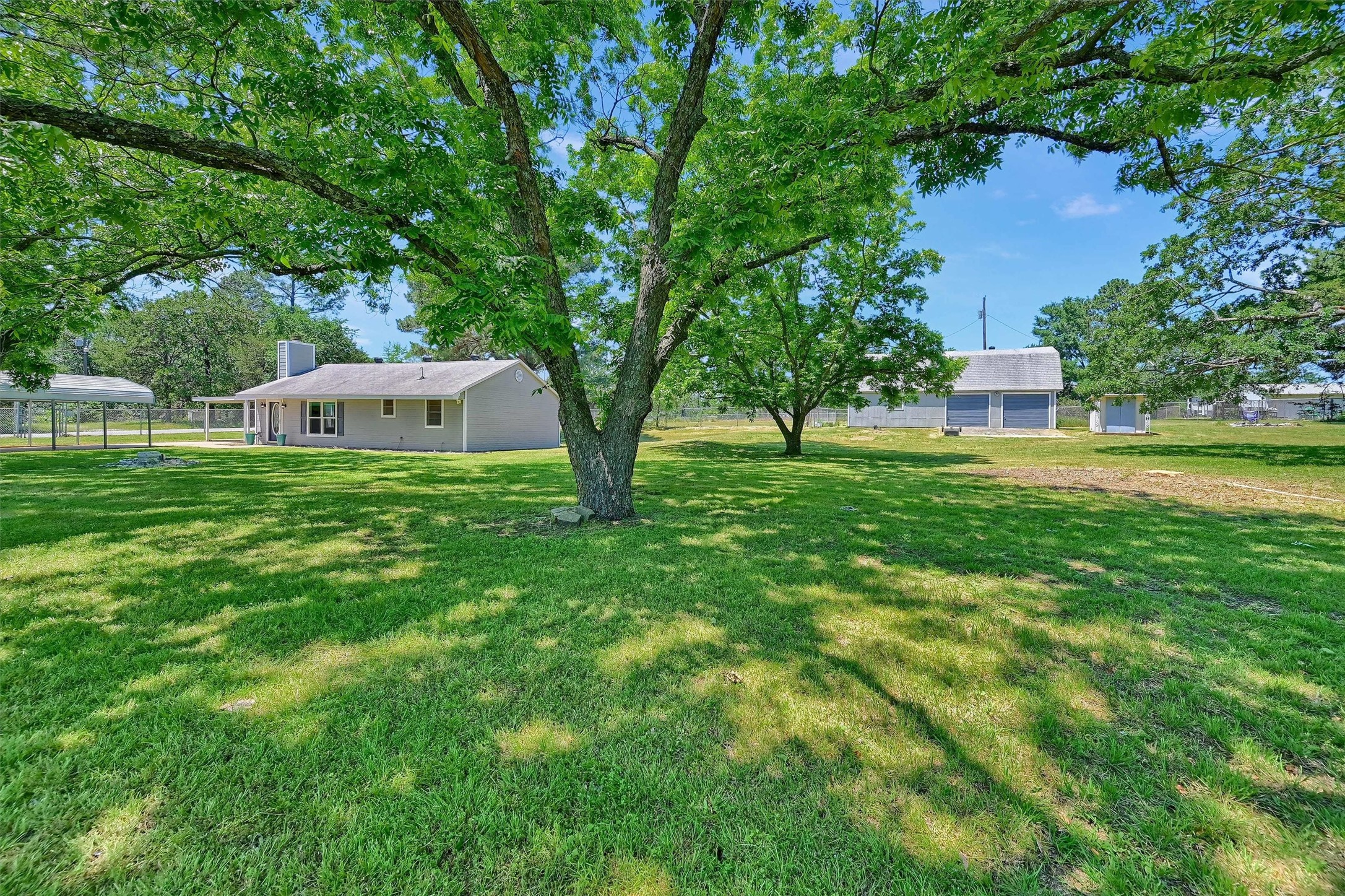 627 Coe Road Denison TX 75021