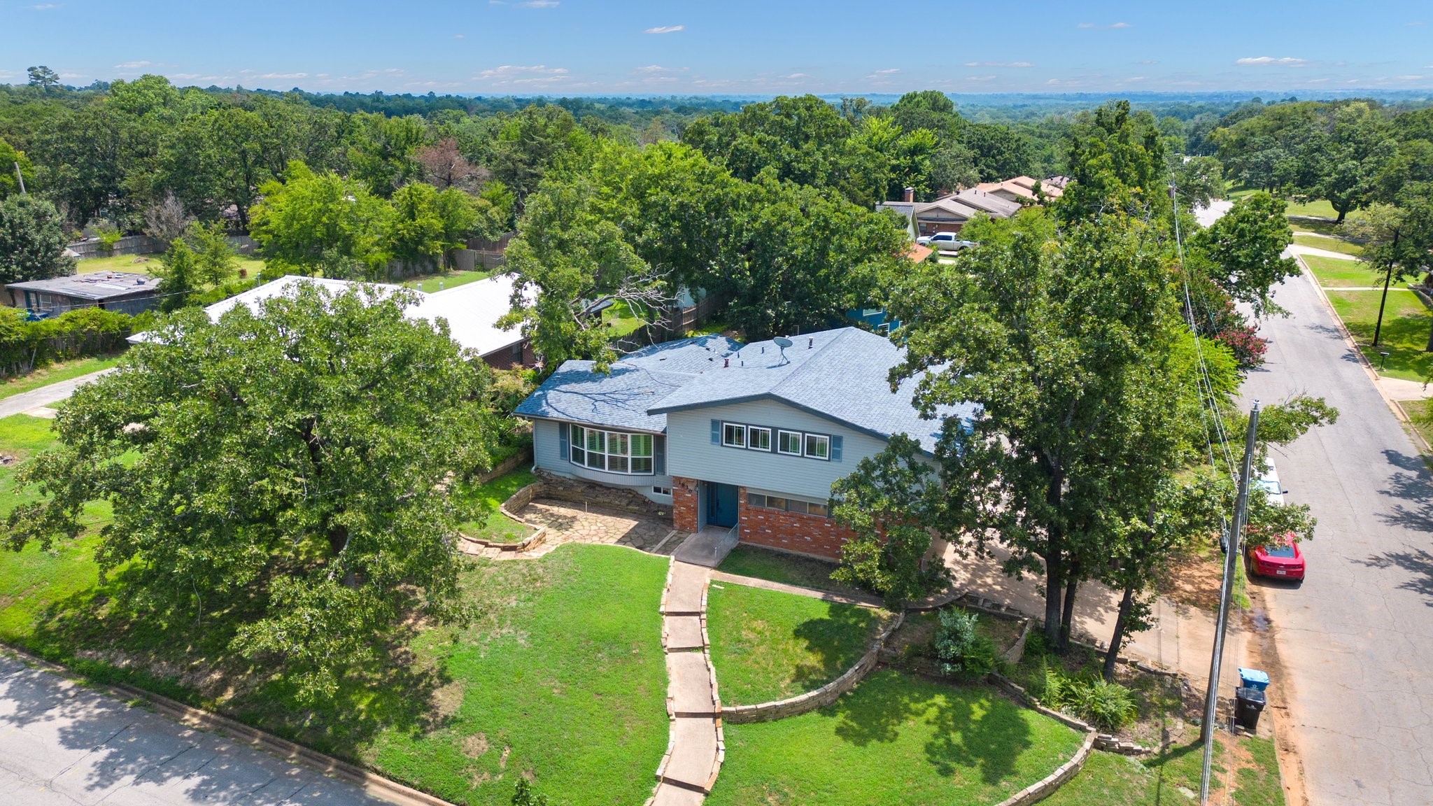 1830 W Hull Street Denison TX 75020