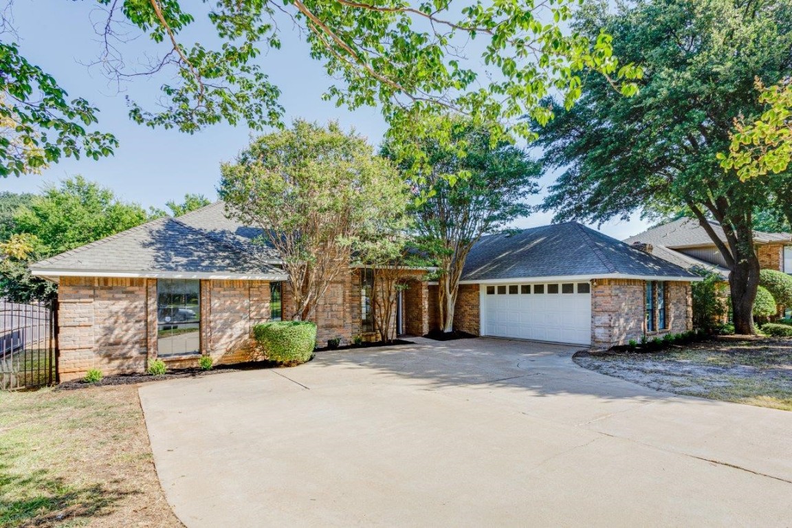 6603 Canalview Drive Arlington TX 76016
