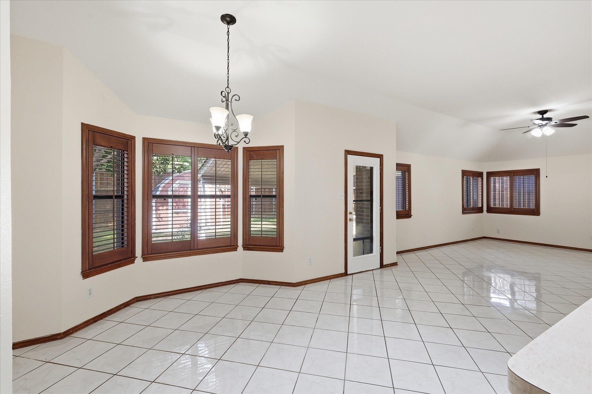 2617 Mountainview Drive Corinth TX 76210