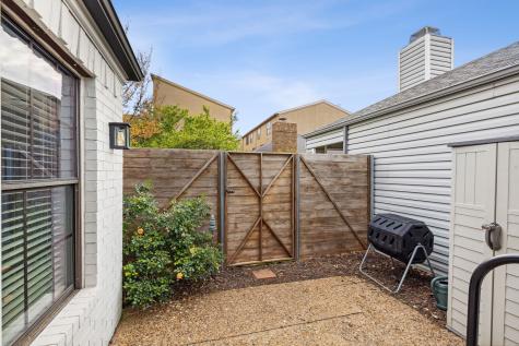 3635 Bryan Street Dallas TX 75204