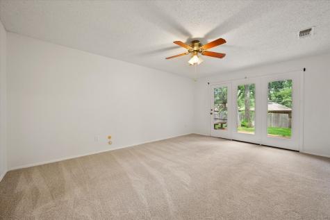 2801 Oak Trail Court Dalworthington Gardens TX 76016
