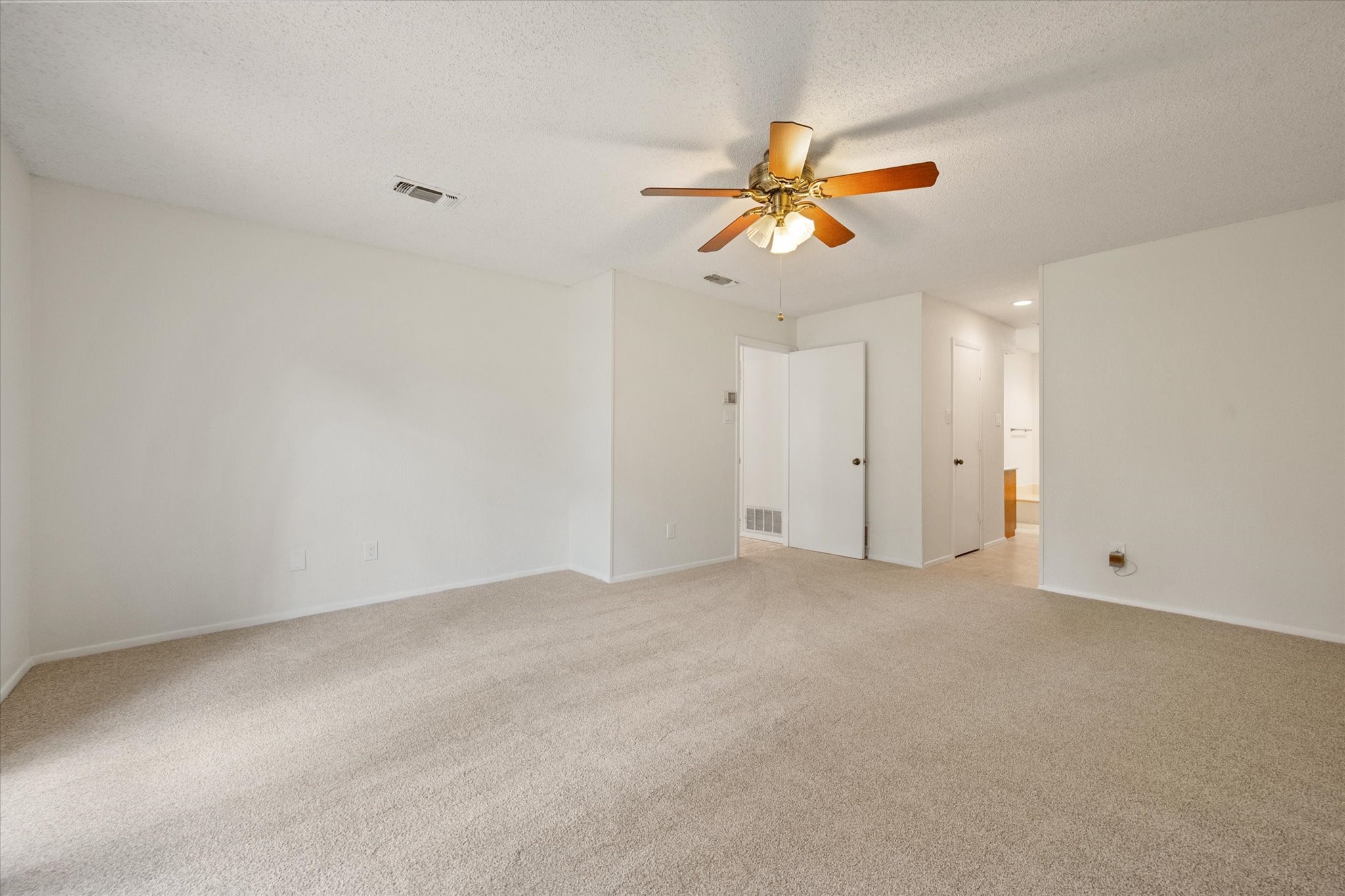 2801 Oak Trail Court Dalworthington Gardens TX 76016