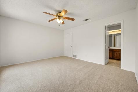 2801 Oak Trail Court Dalworthington Gardens TX 76016