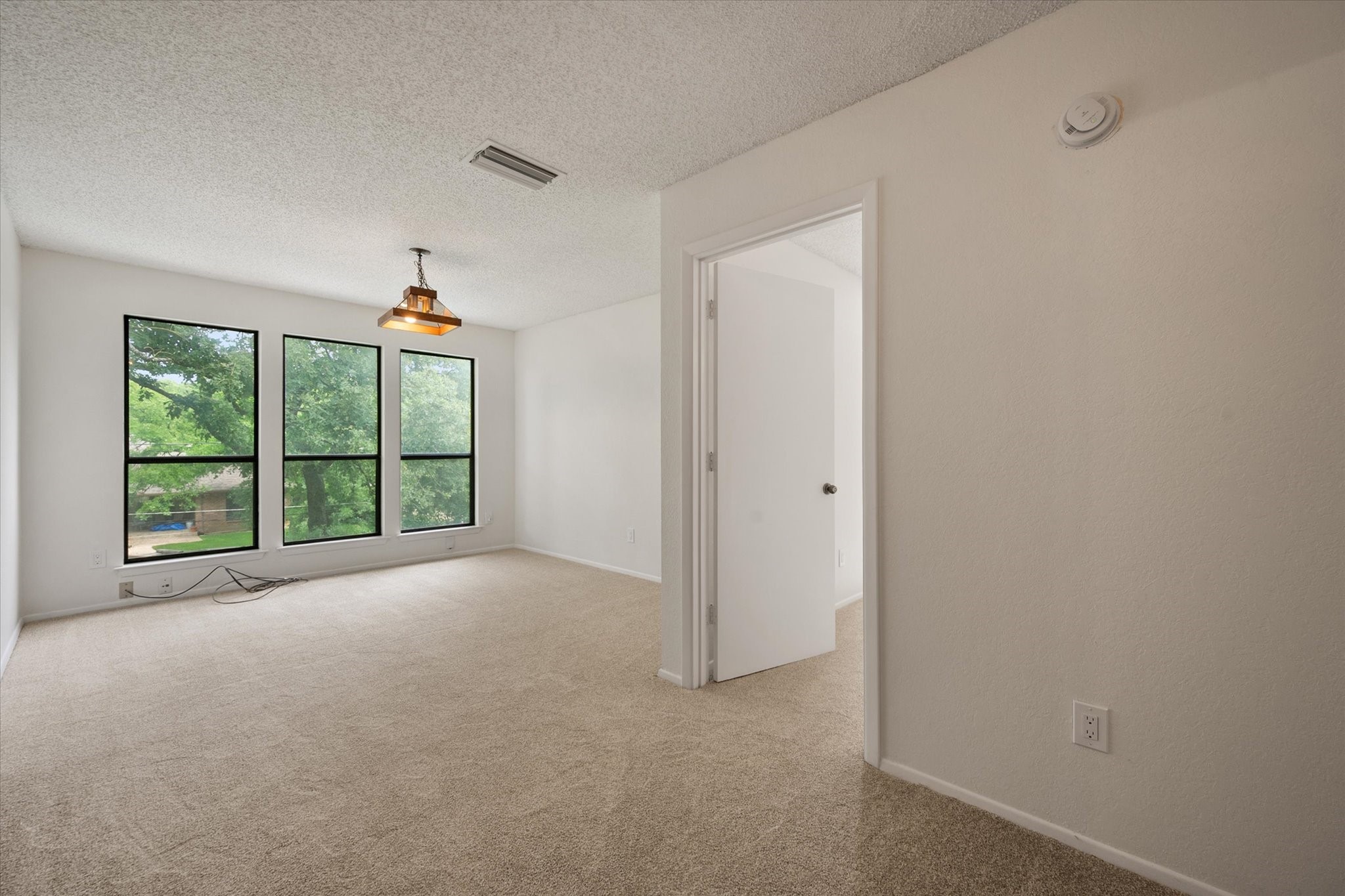 2801 Oak Trail Court Dalworthington Gardens TX 76016