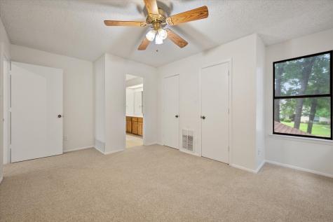 2801 Oak Trail Court Dalworthington Gardens TX 76016