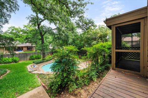 2801 Oak Trail Court Dalworthington Gardens TX 76016