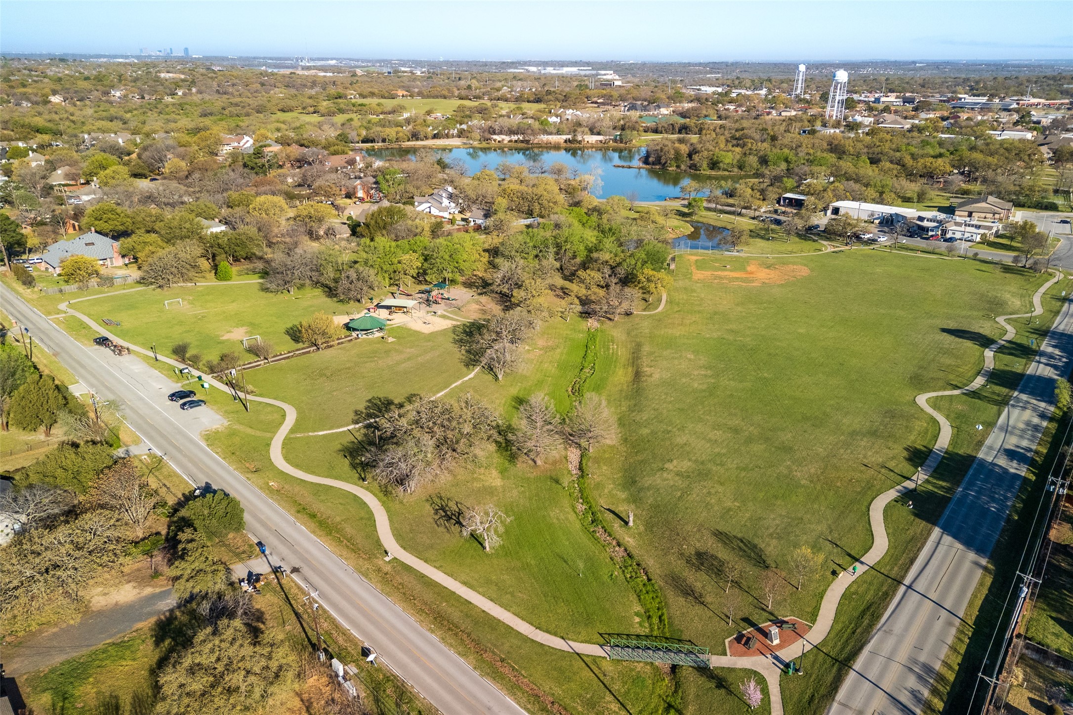 2801 Oak Trail Court Dalworthington Gardens TX 76016