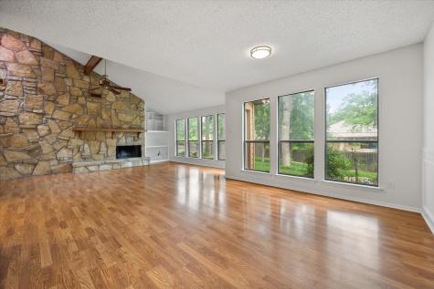 2801 Oak Trail Court Dalworthington Gardens TX 76016