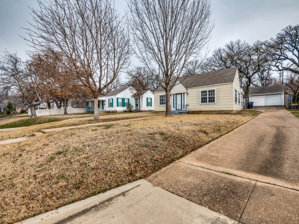 1724 Bluebonnet Drive Fort Worth TX 76111