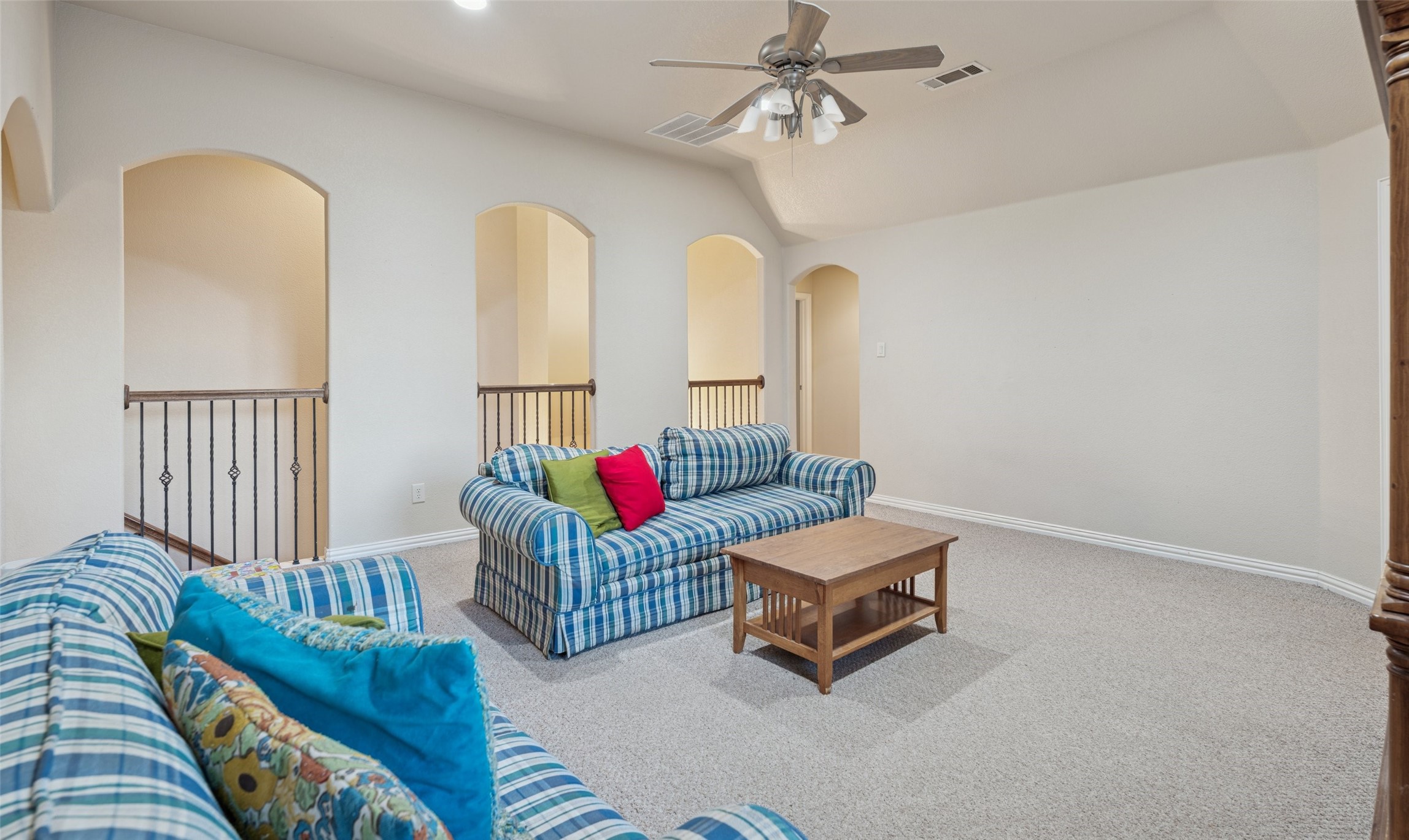 2221 Farrington Lane Hurst TX 76054