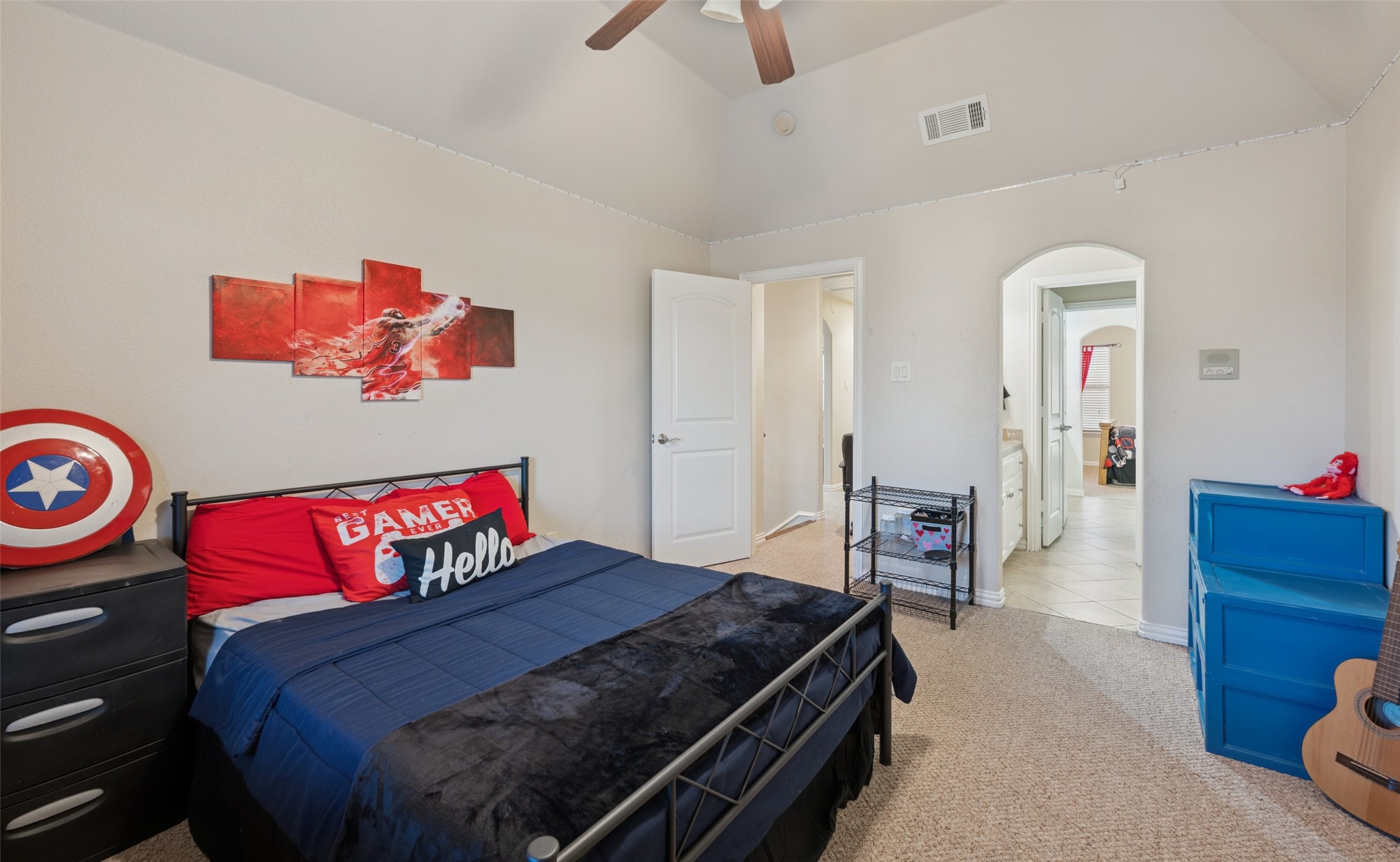 2221 Farrington Lane Hurst TX 76054