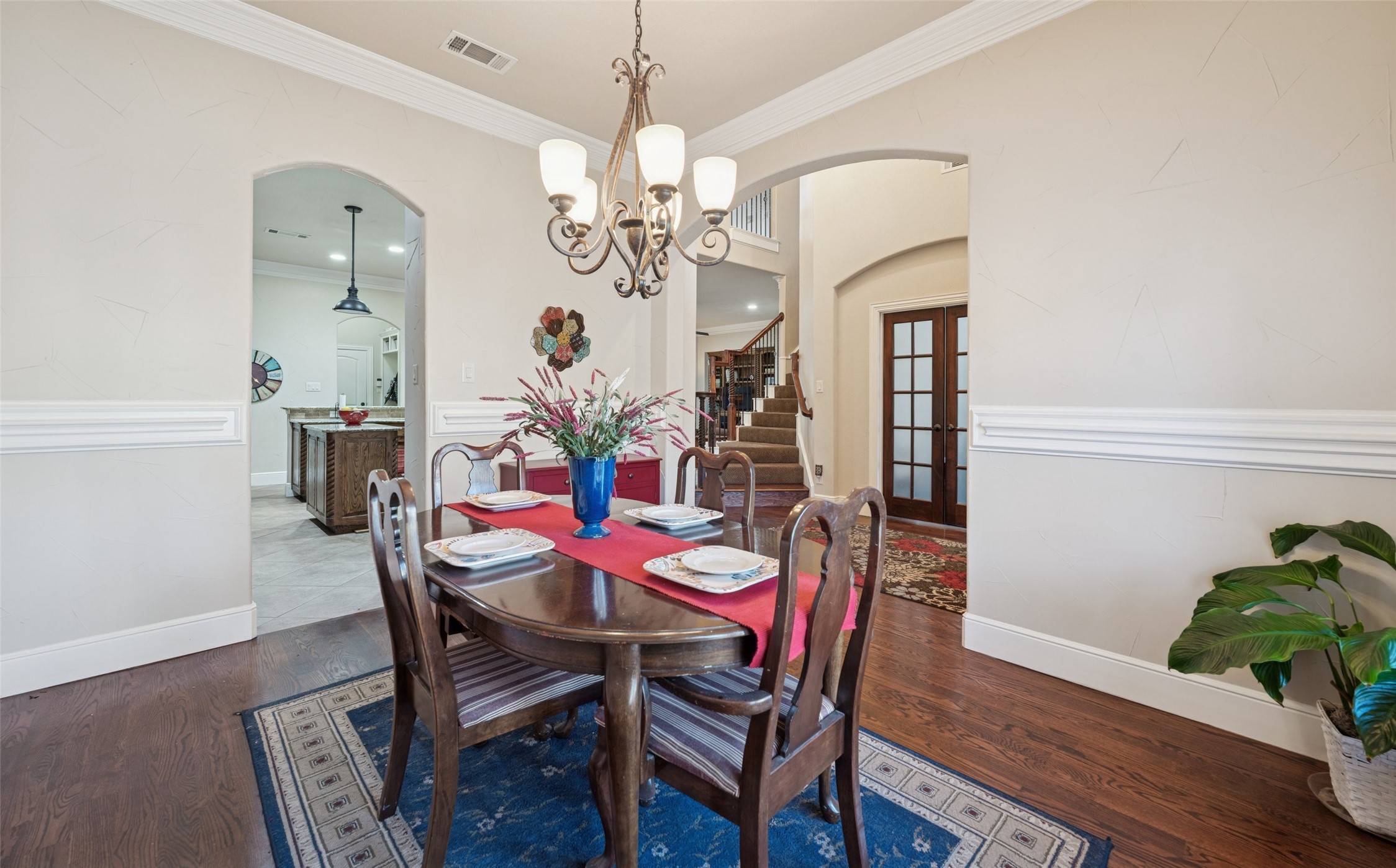 2221 Farrington Lane Hurst TX 76054