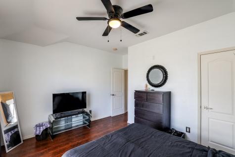 706 Gentry Drive Arlington TX 76018