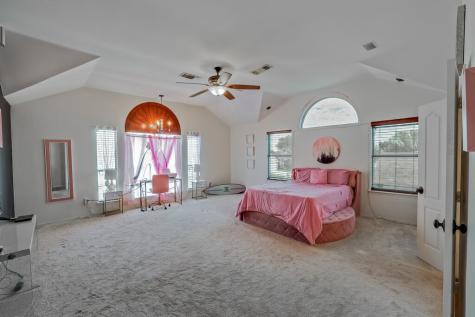 706 Gentry Drive Arlington TX 76018