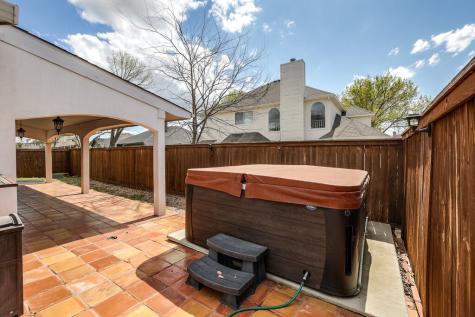 706 Gentry Drive Arlington TX 76018