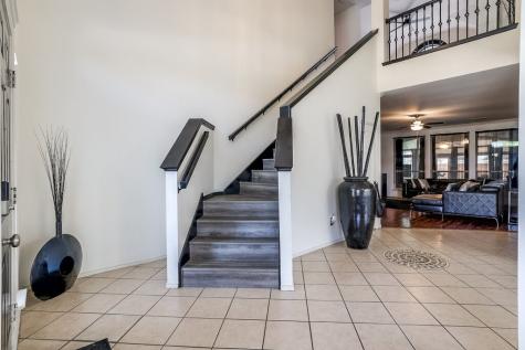 706 Gentry Drive Arlington TX 76018