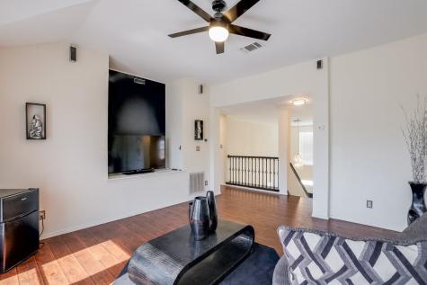 706 Gentry Drive Arlington TX 76018