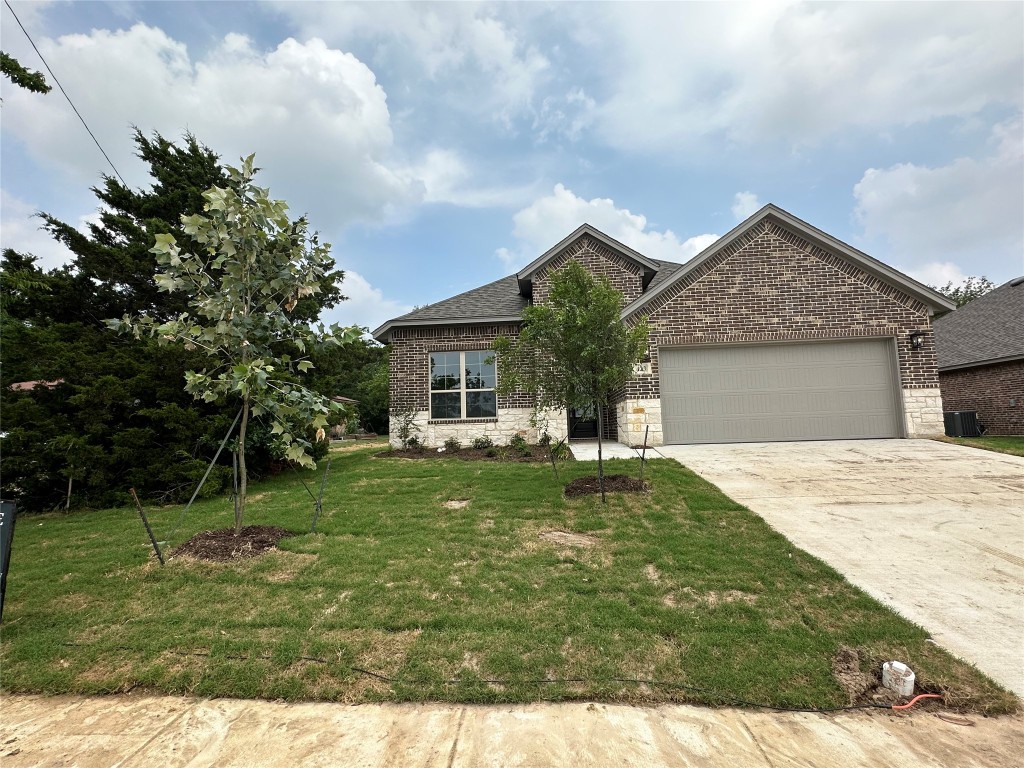 423 S 2nd Street Krum TX 76249