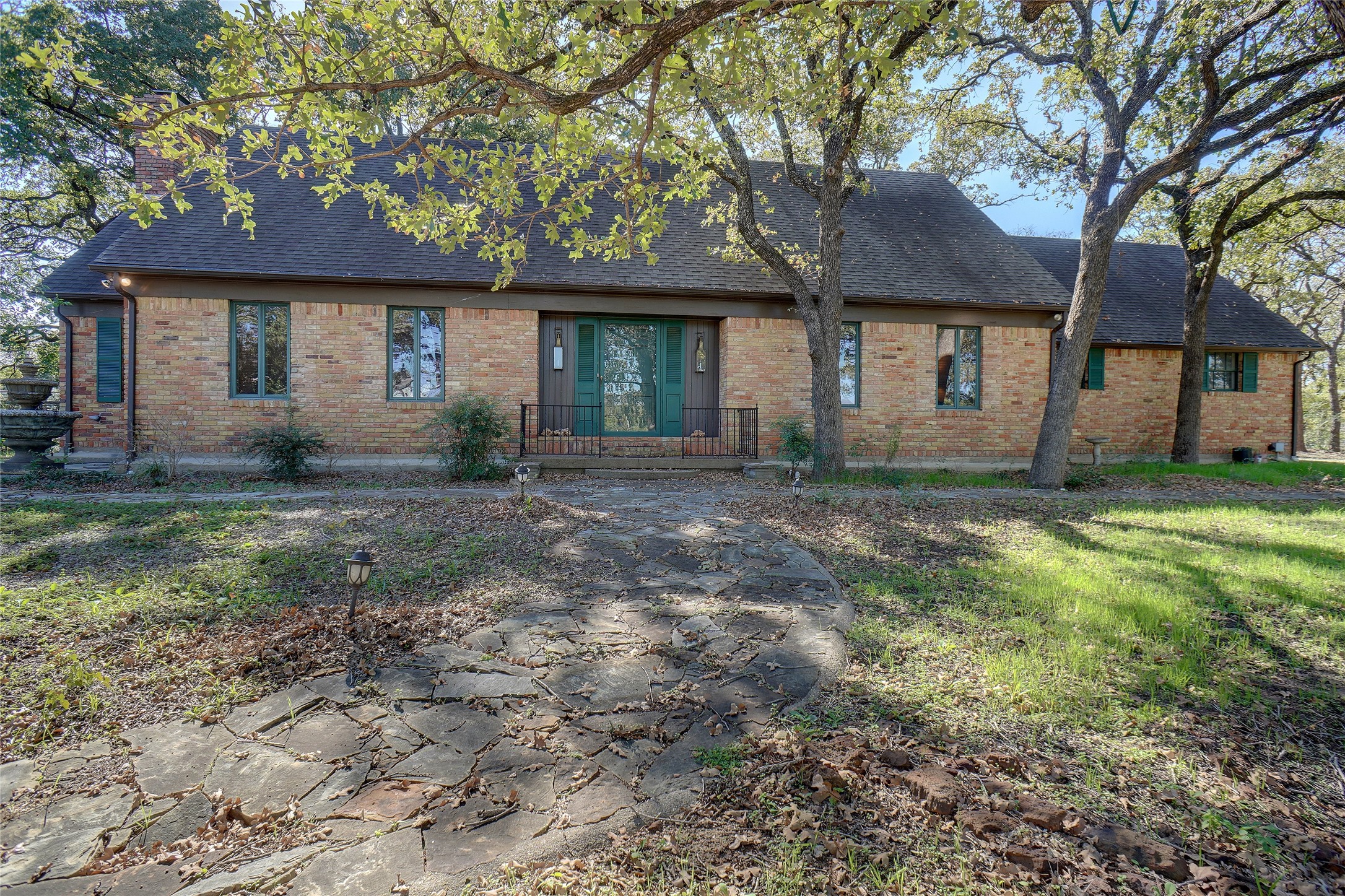 3332 Helm Lane Denton TX 76210