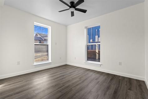 2010 Market Avenue Fort Worth TX 76164