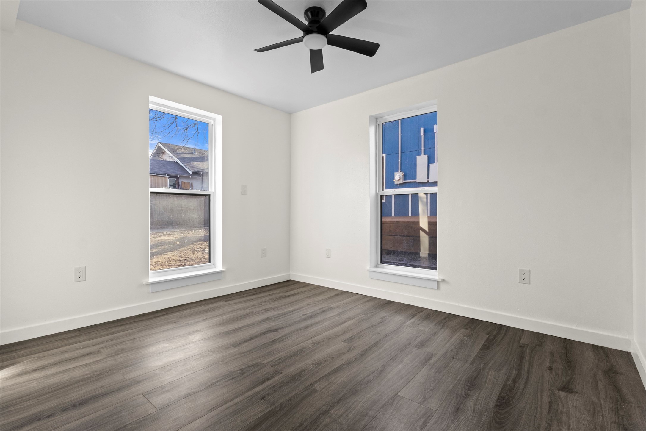 2010 Market Avenue Fort Worth TX 76164