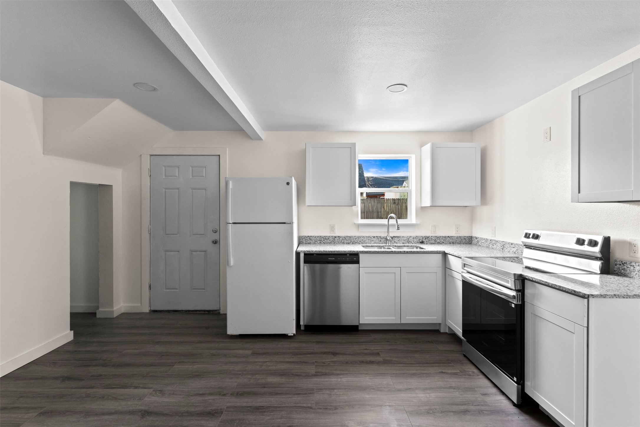 2010 Market Avenue Fort Worth TX 76164