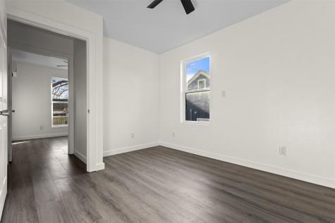 2010 Market Avenue Fort Worth TX 76164