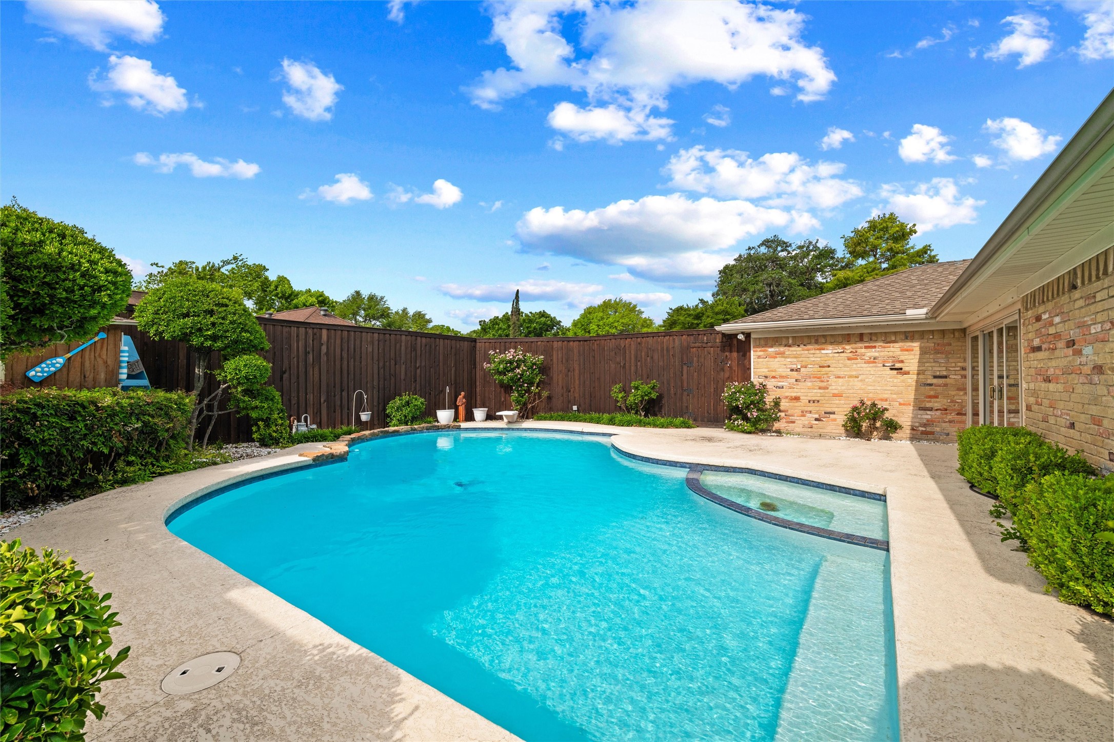 1004 Rainbow Drive Richardson TX 75081