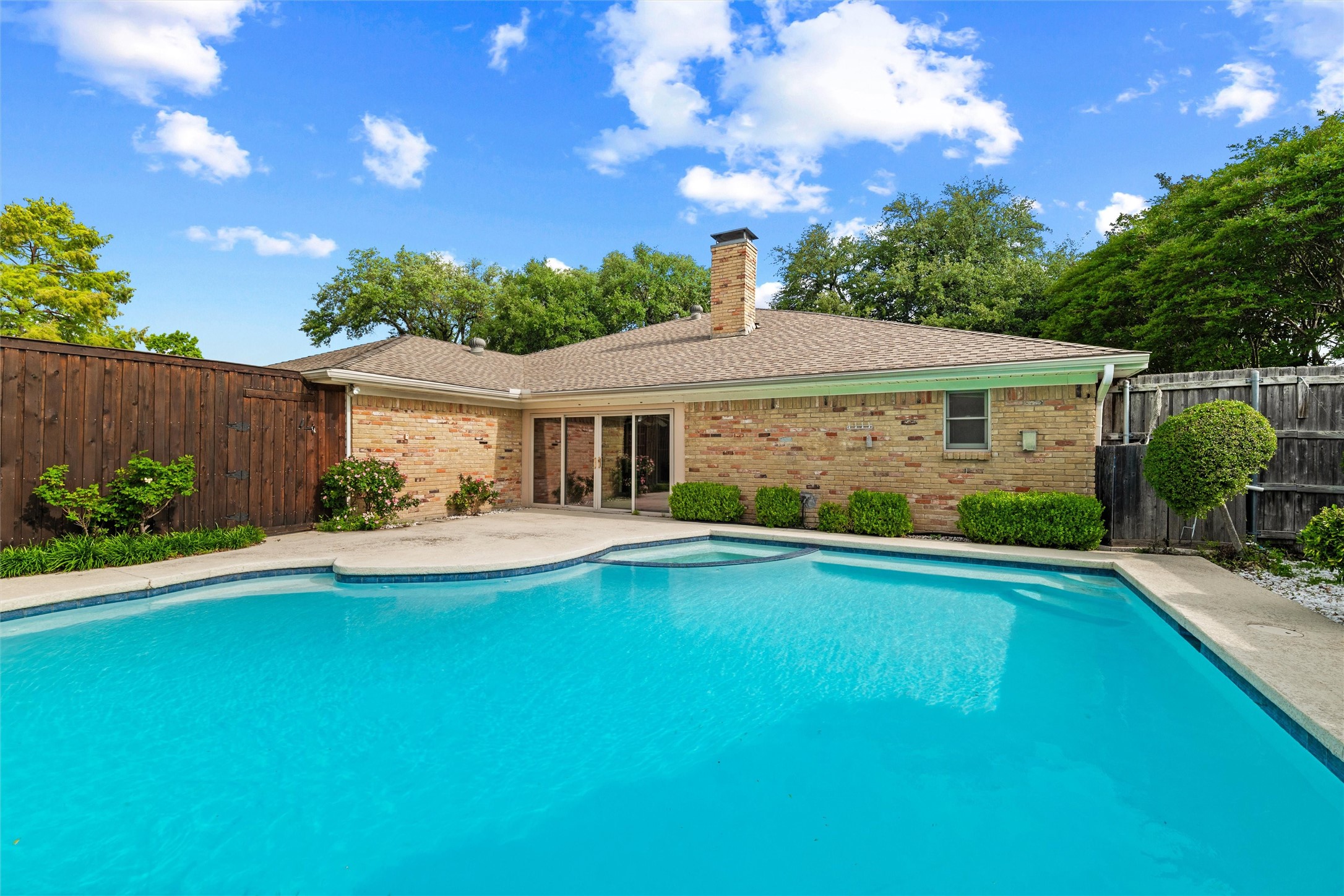 1004 Rainbow Drive Richardson TX 75081