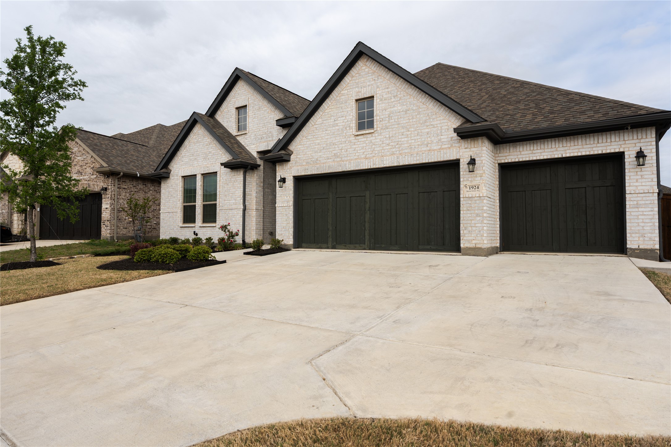 1924 Burton Hollow Way Mckinney TX 75071