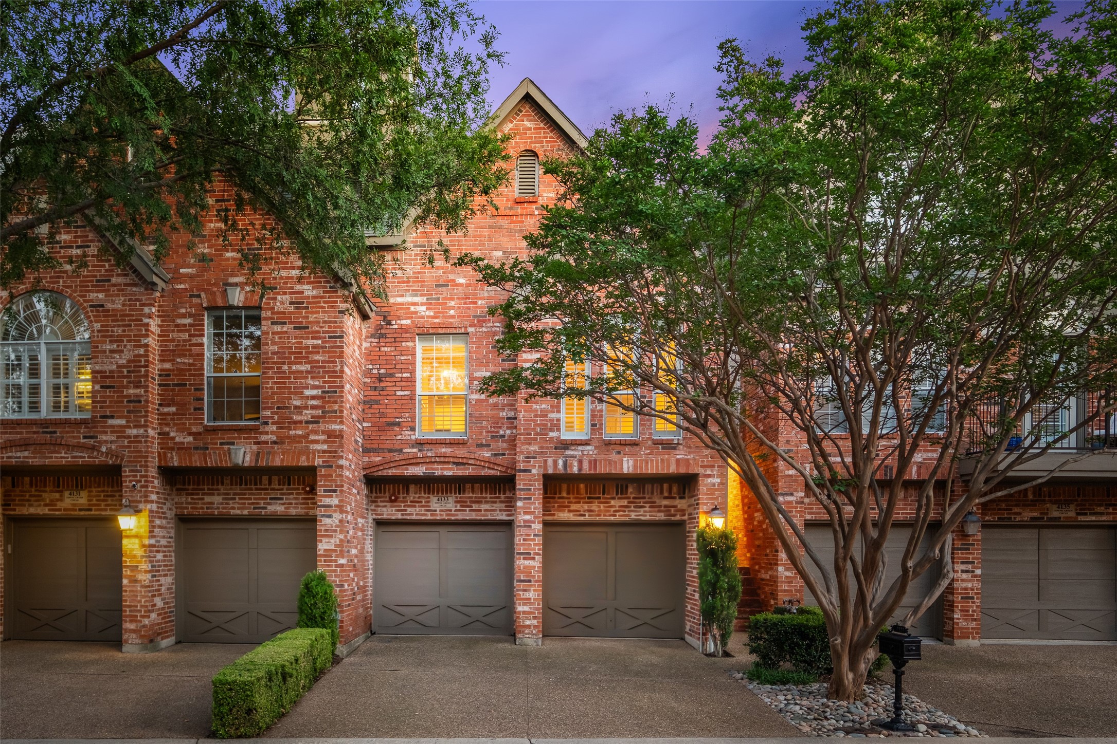 4133 Towne Green Circle Addison TX 75001