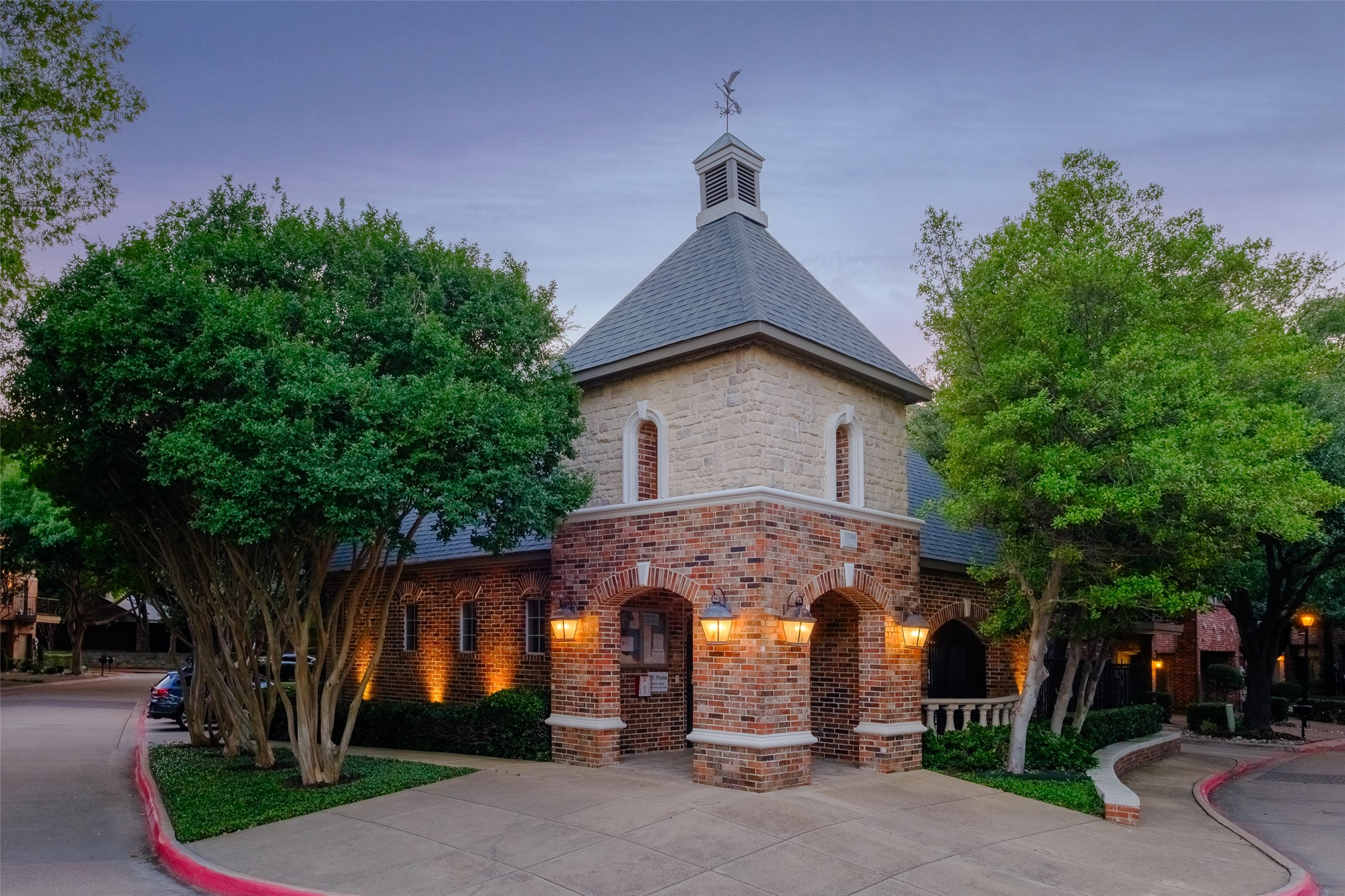 4133 Towne Green Circle Addison TX 75001