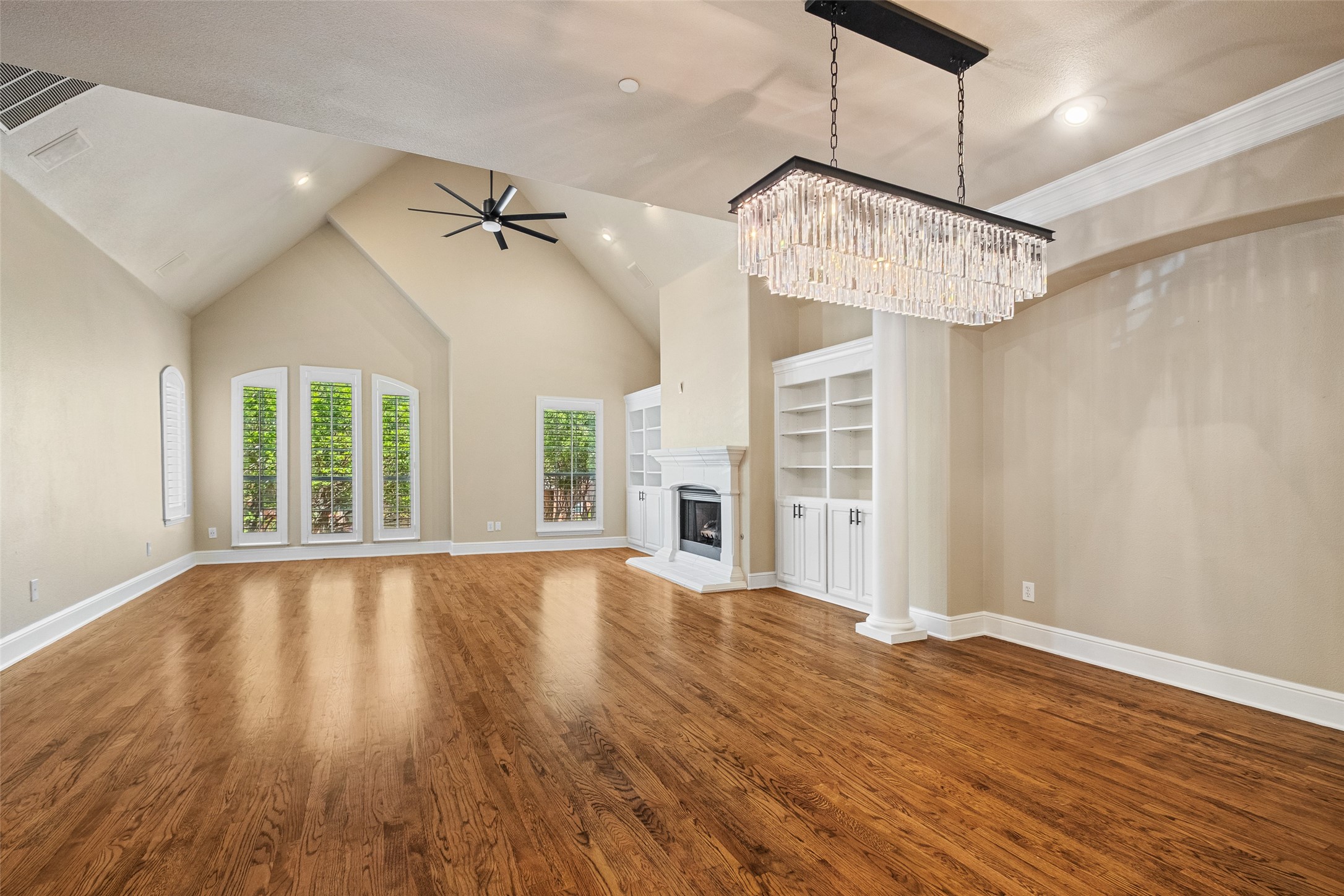 4133 Towne Green Circle Addison TX 75001