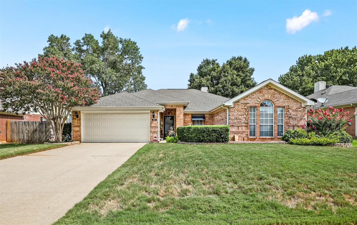 325 Stately Oak Lane Lake Dallas TX 75065